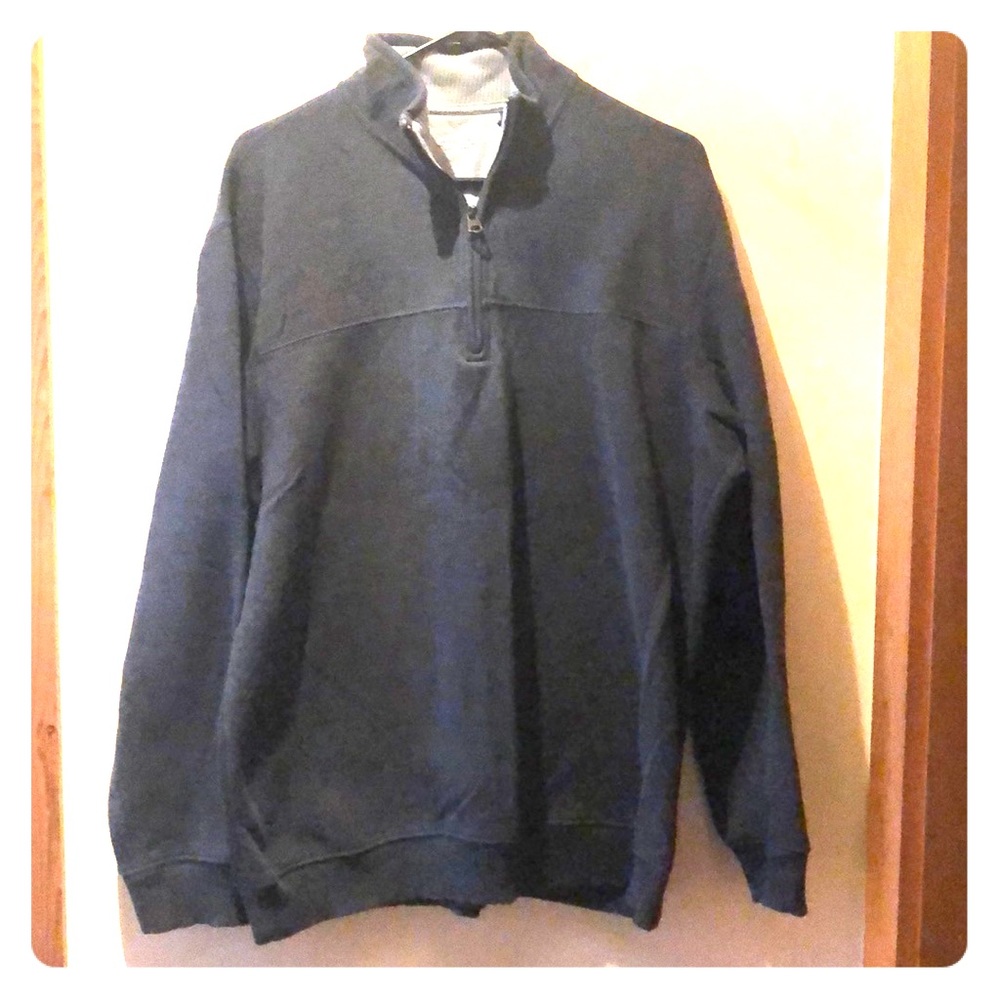Arrow pullover